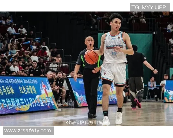 山东高速发布新球衣，引发球迷热烈讨论