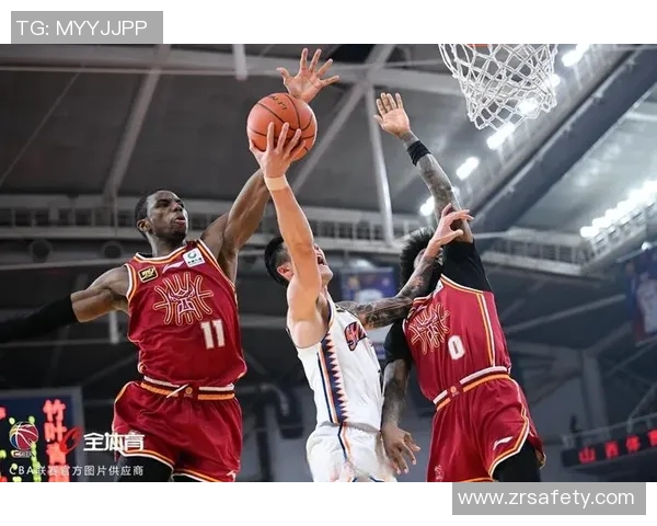 辽宁男篮击败上海男篮，豪取四连胜